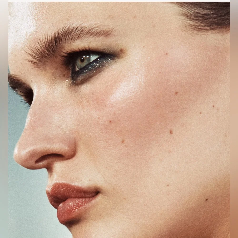 Bobbi Brown Lip & Cheek Oil in Exposed